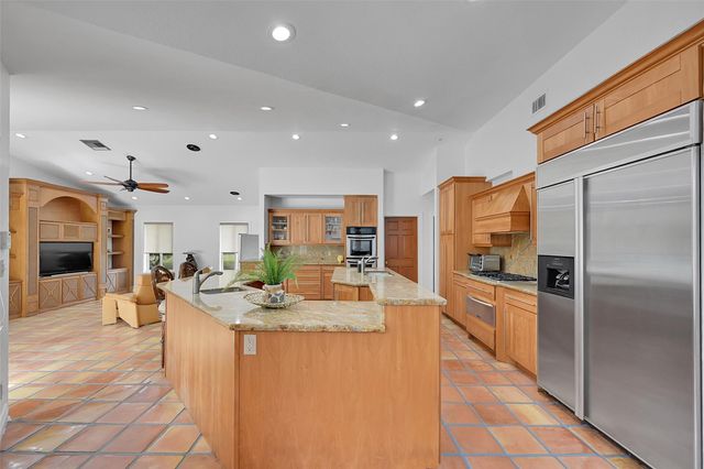 401 Farmington Dr, Plantation, FL 33317