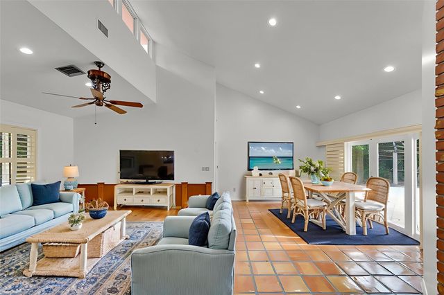 401 Farmington Dr, Plantation, FL 33317