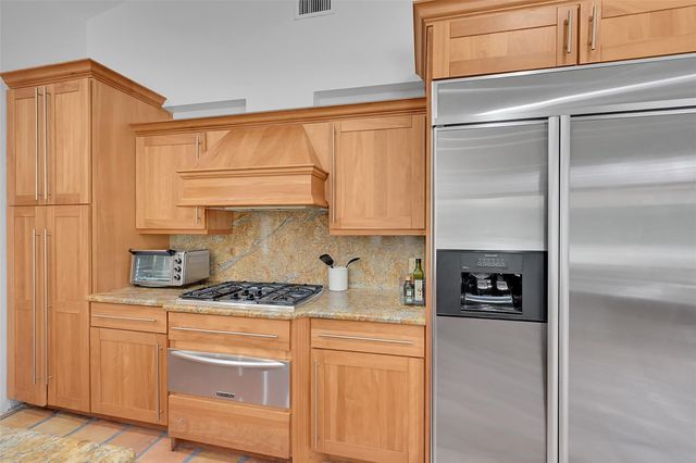 401 Farmington Dr, Plantation, FL 33317