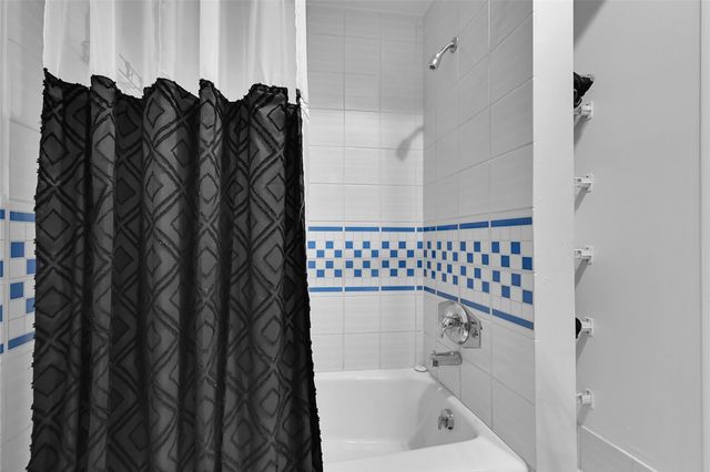 401 Farmington Dr, Plantation, FL 33317