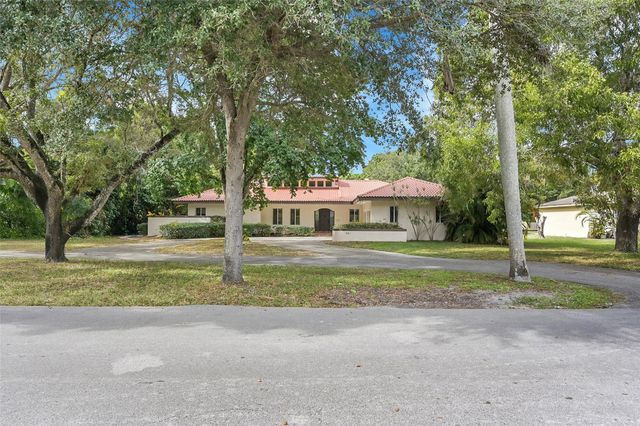 401 Farmington Dr, Plantation, FL 33317
