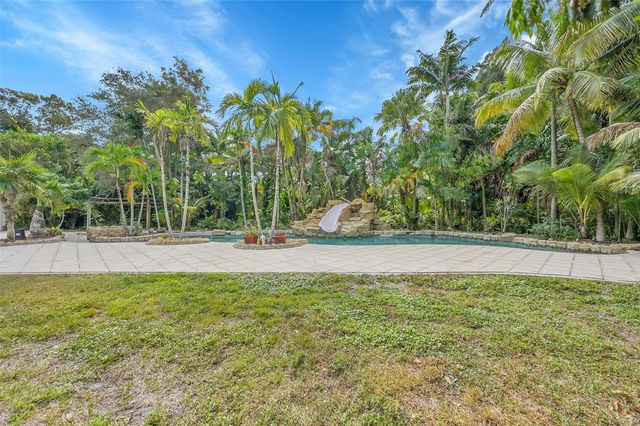 401 Farmington Dr, Plantation, FL 33317