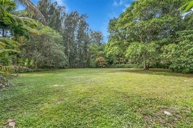 401 Farmington Dr, Plantation, FL 33317