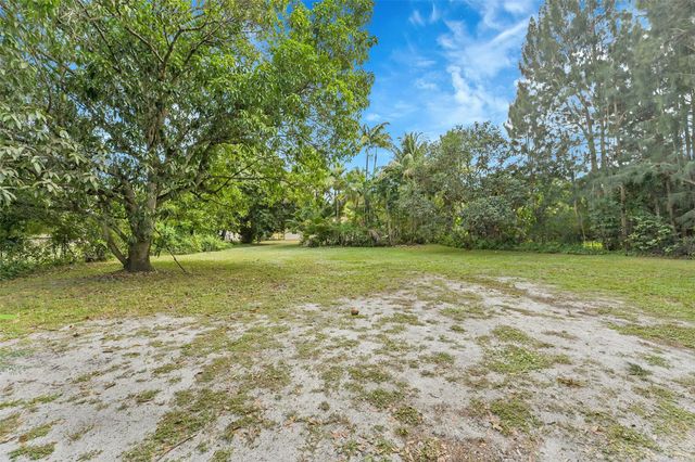 401 Farmington Dr, Plantation, FL 33317