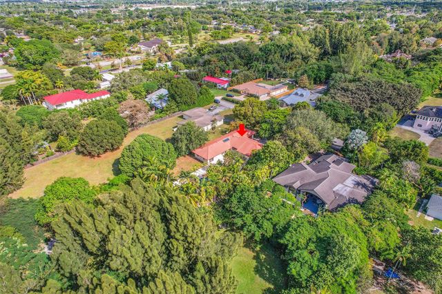 401 Farmington Dr, Plantation, FL 33317