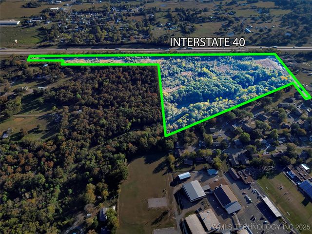 1312 S Caddo Street, Muldrow, OK 74948