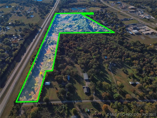 1312 S Caddo Street, Muldrow, OK 74948