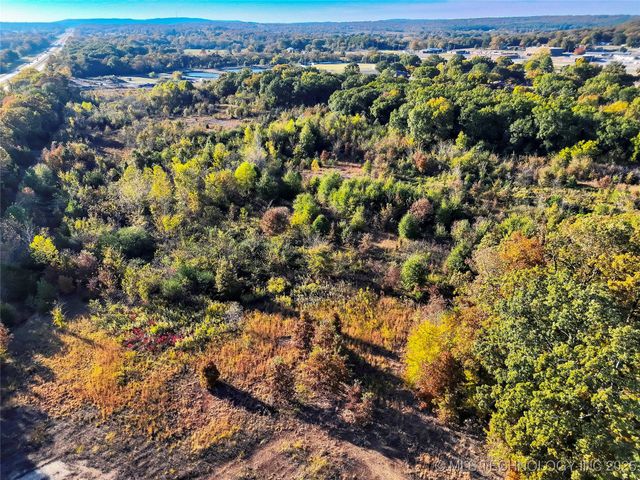 1312 S Caddo Street, Muldrow, OK 74948