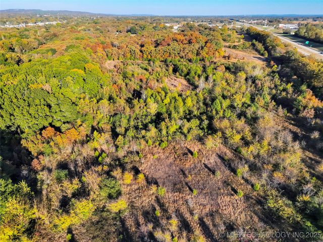 1312 S Caddo Street, Muldrow, OK 74948