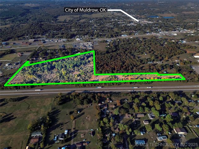 1312 S Caddo Street, Muldrow, OK 74948