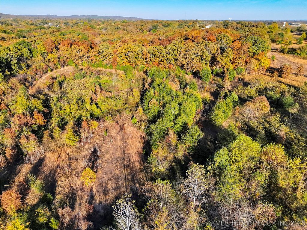 1312 S Caddo Street, Muldrow, OK 74948