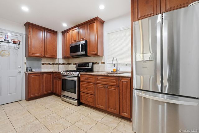111-35 166th Street, Jamaica, NY 11433