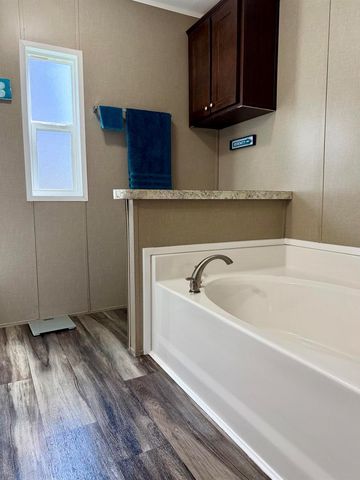 106 Sandhill Boulevard, Fort Pierce, FL 34982