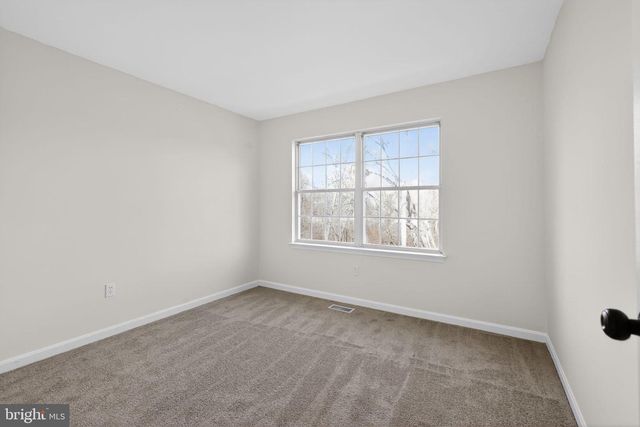 833 WATERFORD DR, Frederick, MD 21702