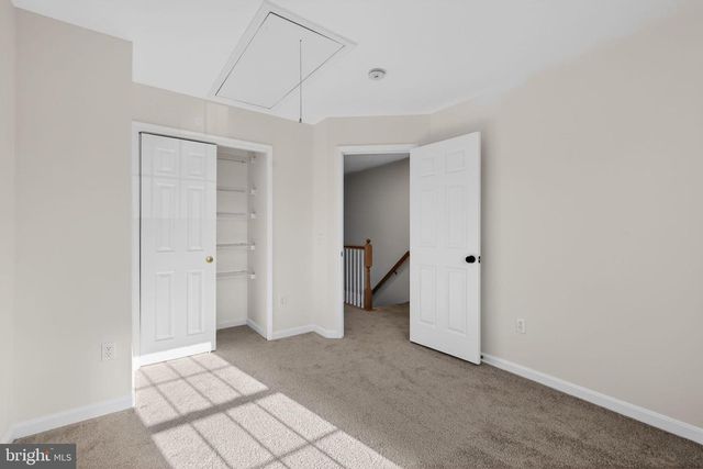 833 WATERFORD DR, Frederick, MD 21702