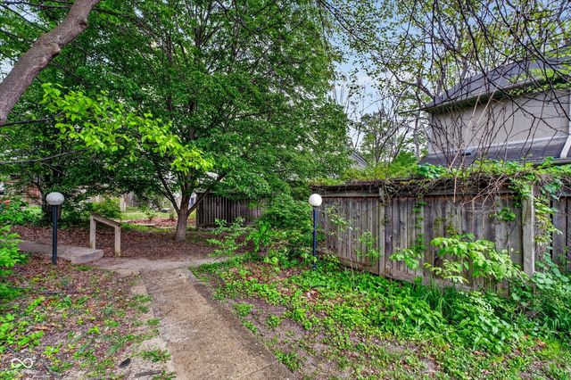 4229 Woodsage Trace, Indianapolis, IN 46237
