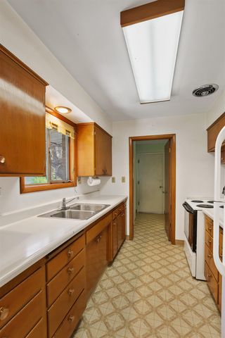 1215 S Garfield St, Spokane, WA 99202