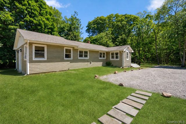 280 Holbrook Road, Ronkonkoma, NY 11779