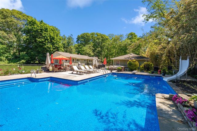 280 Holbrook Road, Ronkonkoma, NY 11779