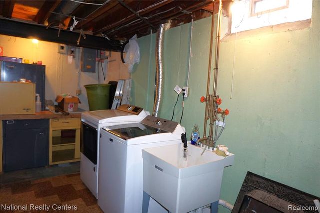 8563 Cavell Street, Westland, MI 48185