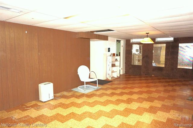 8563 Cavell Street, Westland, MI 48185