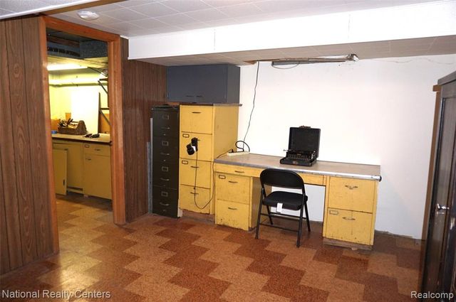 8563 Cavell Street, Westland, MI 48185