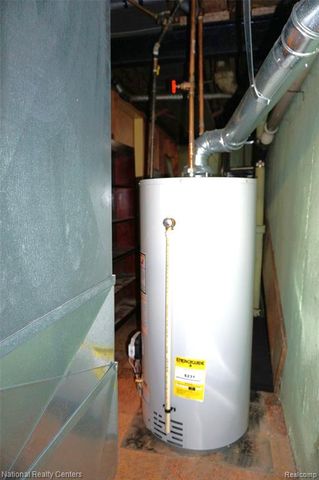 8563 Cavell Street, Westland, MI 48185