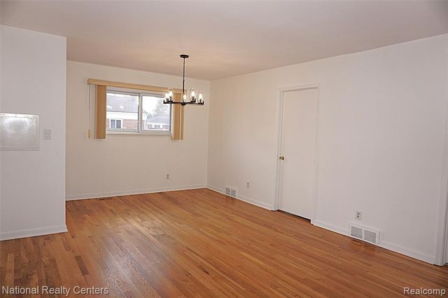 8563 Cavell Street, Westland, MI 48185