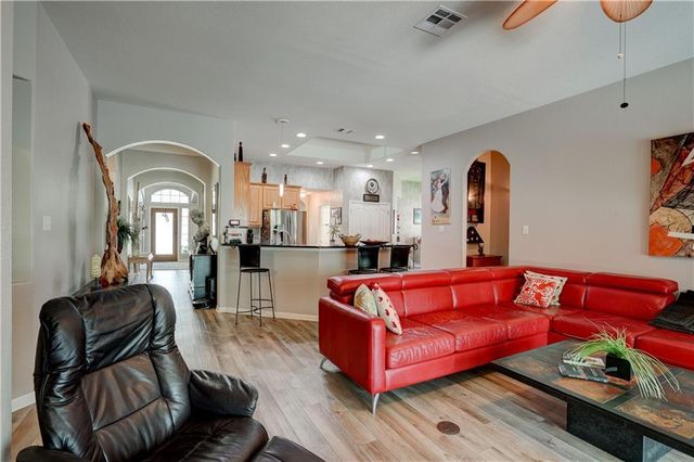 2513 Wanakah Ridge DR, Cedar Park, TX 78613