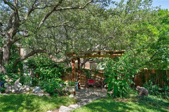 2513 Wanakah Ridge DR, Cedar Park, TX 78613