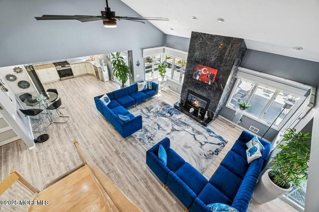 385 Aldo Drive, Toms River, NJ 08753