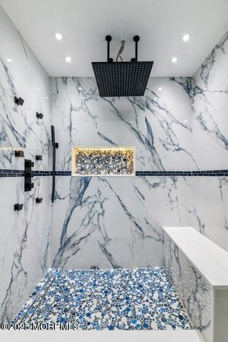 385 Aldo Drive, Toms River, NJ 08753