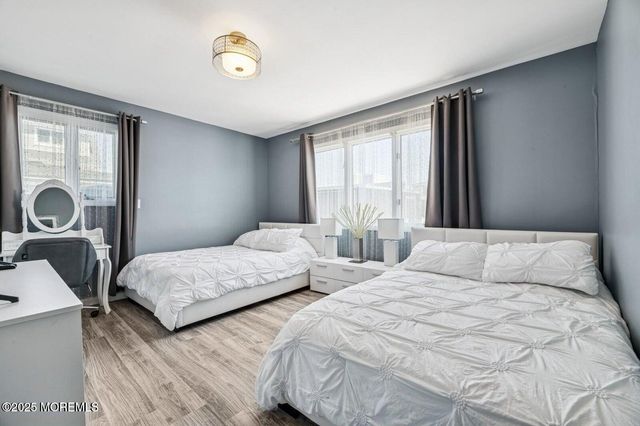 385 Aldo Drive, Toms River, NJ 08753