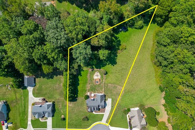 131 Wood Cove, Jefferson, GA 30549