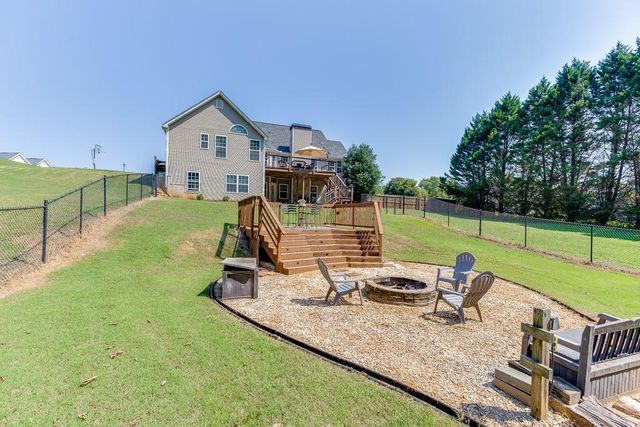 131 Wood Cove, Jefferson, GA 30549