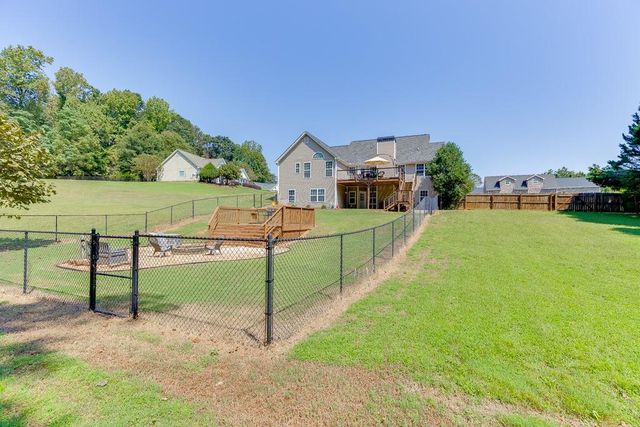 131 Wood Cove, Jefferson, GA 30549