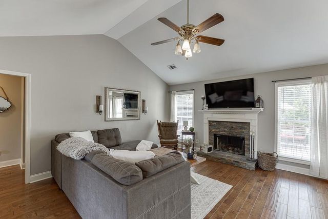 131 Wood Cove, Jefferson, GA 30549