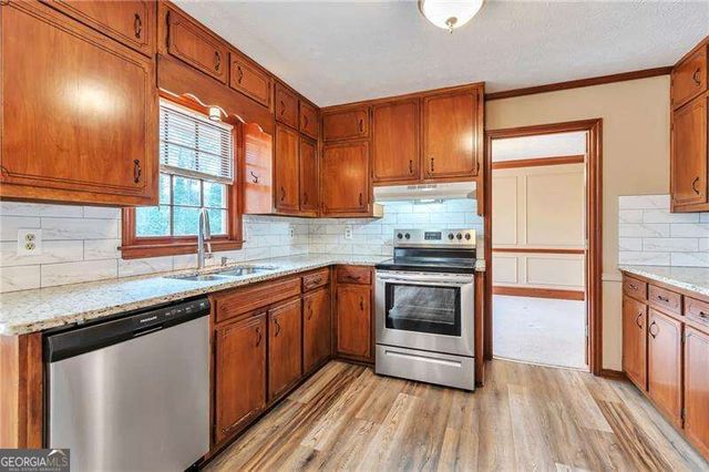 1306 Arlene Court SW, Lilburn, GA 30047