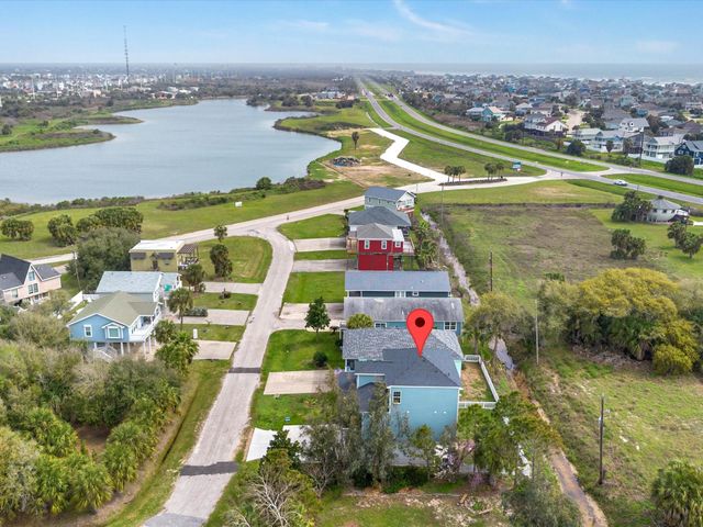 3903 Pirates Beach Circle, Galveston, TX 77554