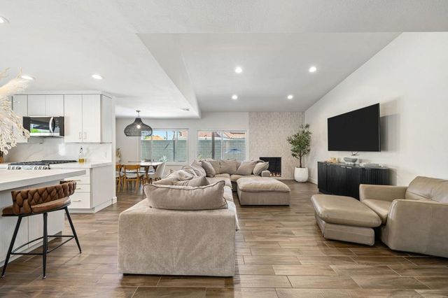 73812 Krug Avenue, Palm Desert, CA 92260