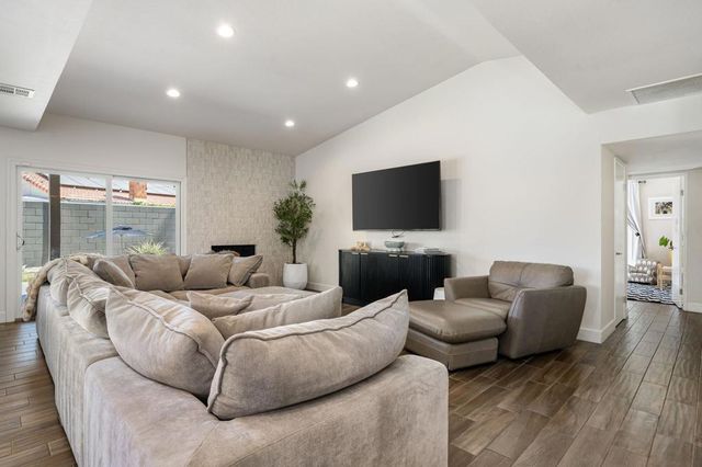 73812 Krug Avenue, Palm Desert, CA 92260