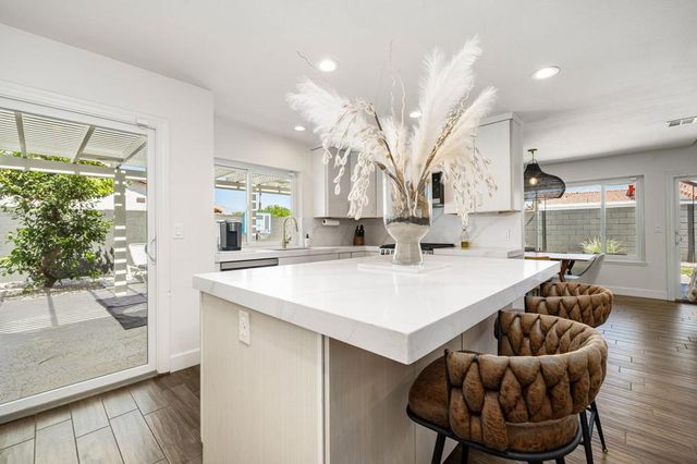 73812 Krug Avenue, Palm Desert, CA 92260