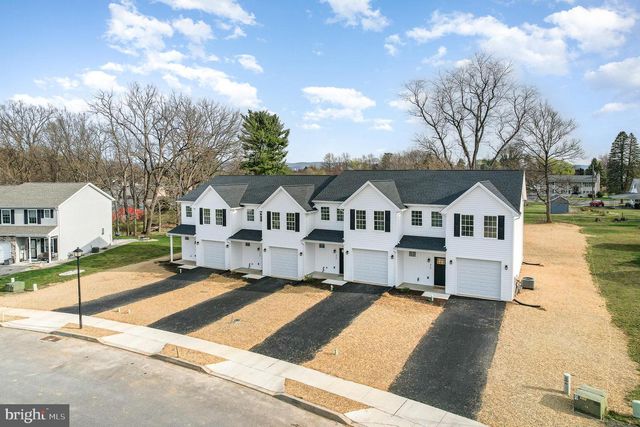 315 PELHAM CT, Carlisle, PA 17013