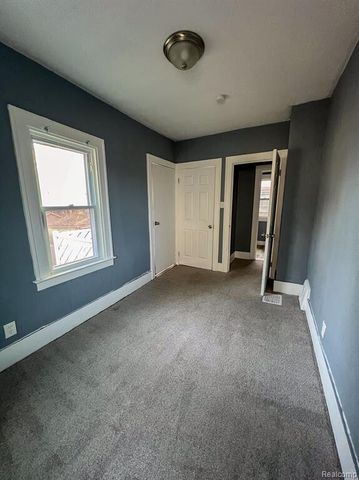14318 Kilbourne Avenue, Detroit, MI 48213