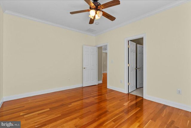 270 SOTHEBY CT, Winchester, VA 22602