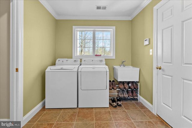 270 SOTHEBY CT, Winchester, VA 22602