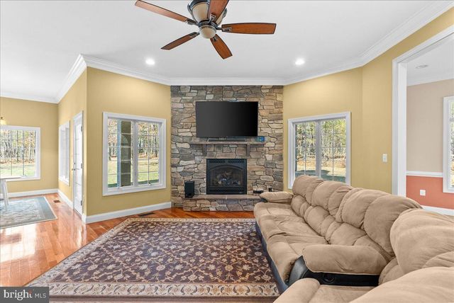 270 SOTHEBY CT, Winchester, VA 22602