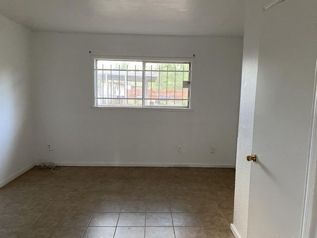 7630 Claiborne Street, Houston, TX 77016