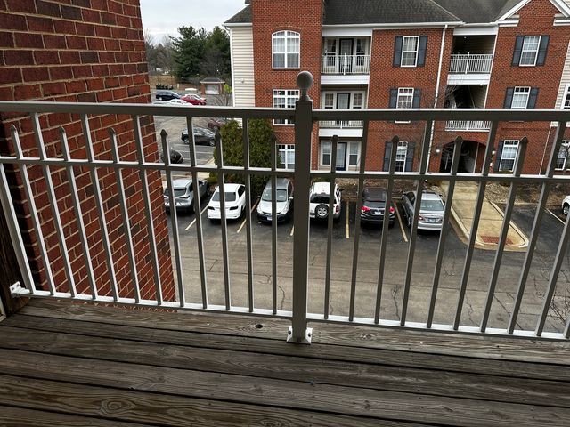 1905 N Lincoln Avenue 327, Urbana, IL 61801