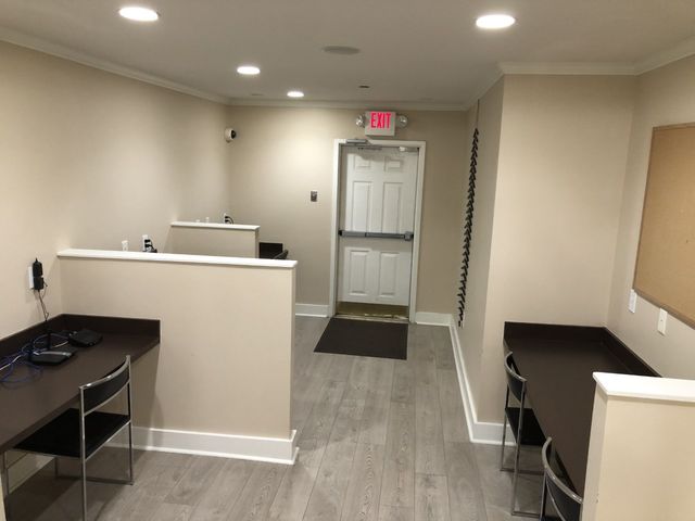 1905 N Lincoln Avenue 327, Urbana, IL 61801